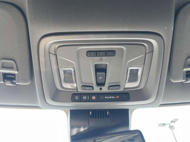 New 2026 GMC Sierra 1500 SLT w/ SLT Convenience Package image 30