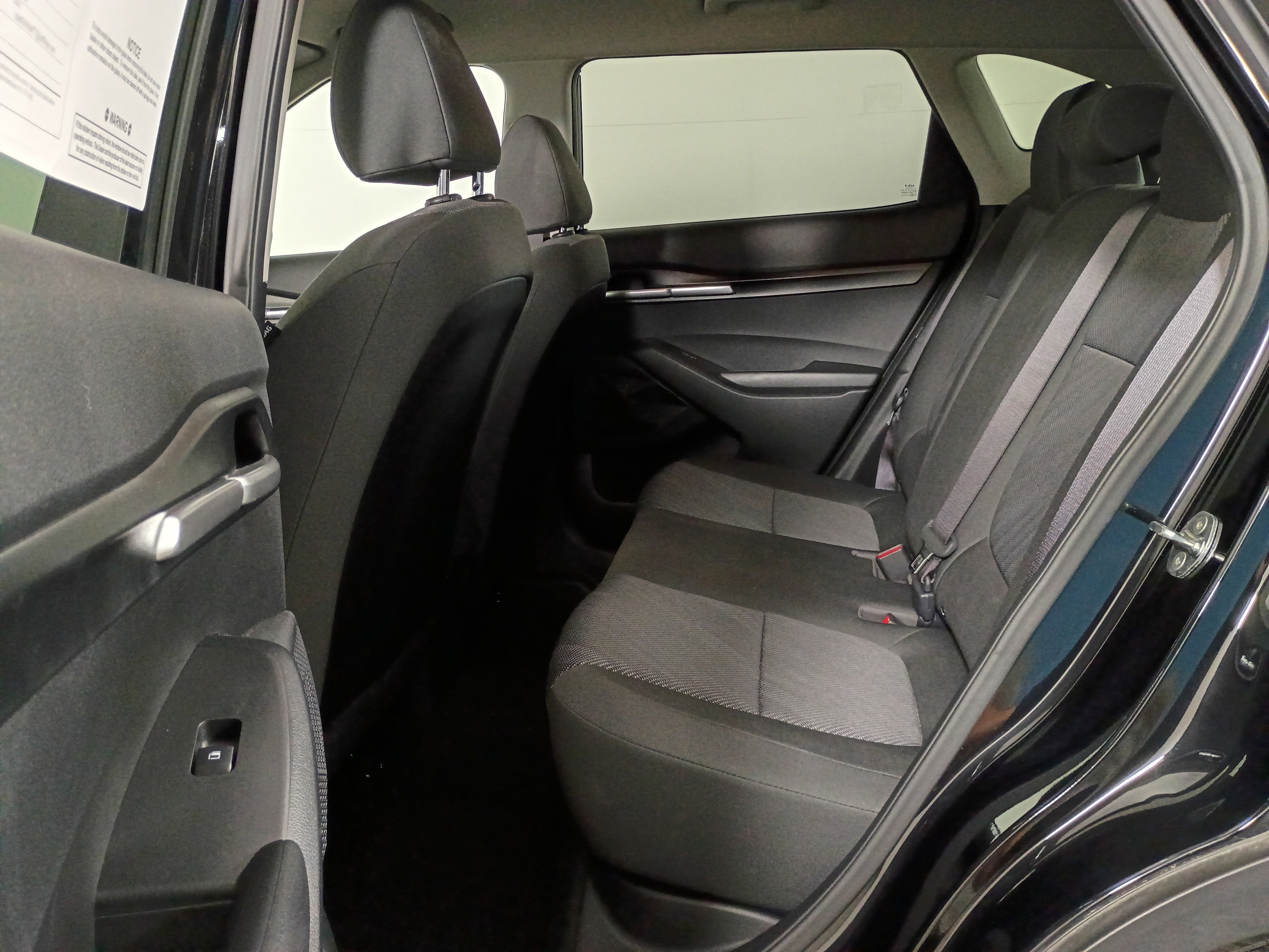Certified 2023 Kia Seltos LX image 10