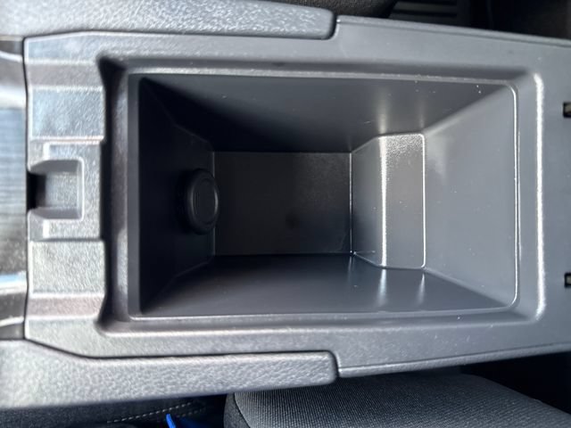 Certified 2025 Nissan Kicks SV w/ Charging Package FWD image 26