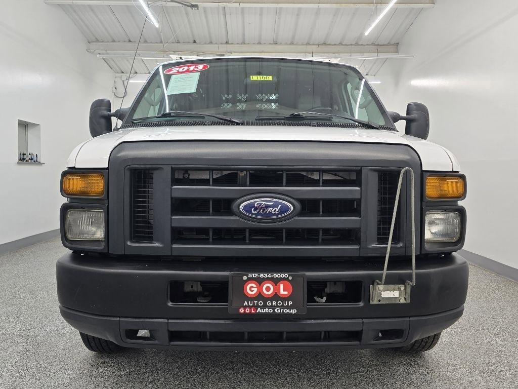 Used 2013 Ford E-150 and Econoline 150 RWD image 2