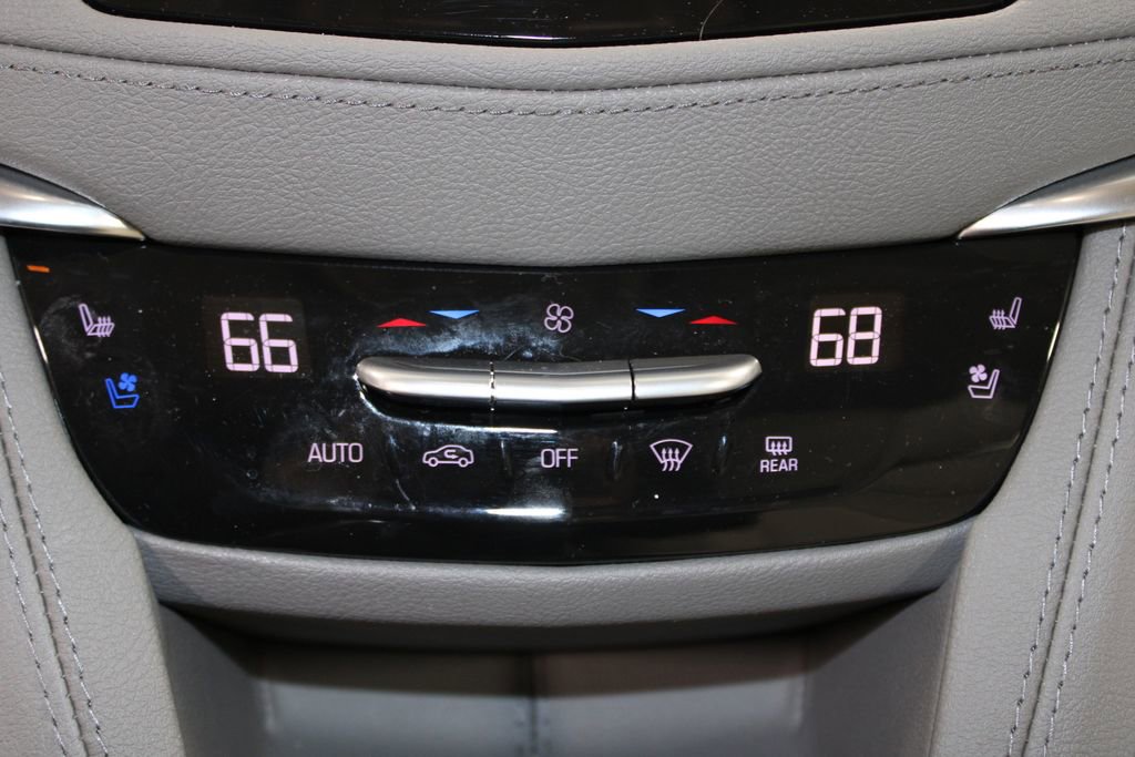 Used 2025 Cadillac XT5 Premium Luxury w/ Technology Package image 32