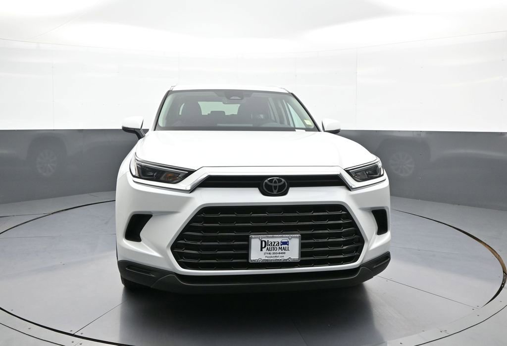 Certified 2026 Toyota Grand Highlander XLE image 2