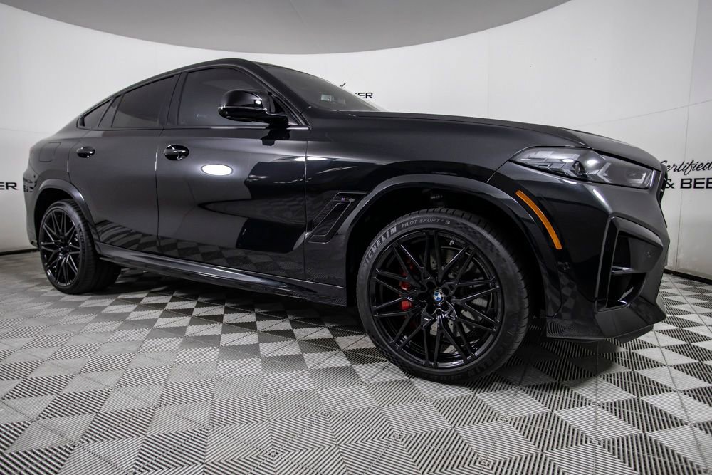 Used 2026 BMW X6 M Competition w/ Executive Package image 3