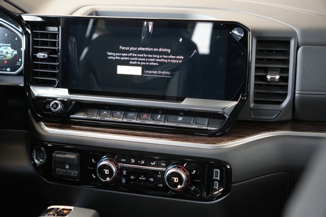 New 2026 GMC Sierra 1500 Elevation w/ LPO, Elevation Black Package image 15