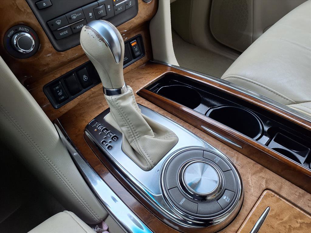 Used 2011 INFINITI QX56 4x2 Base 4dr SUV image 13