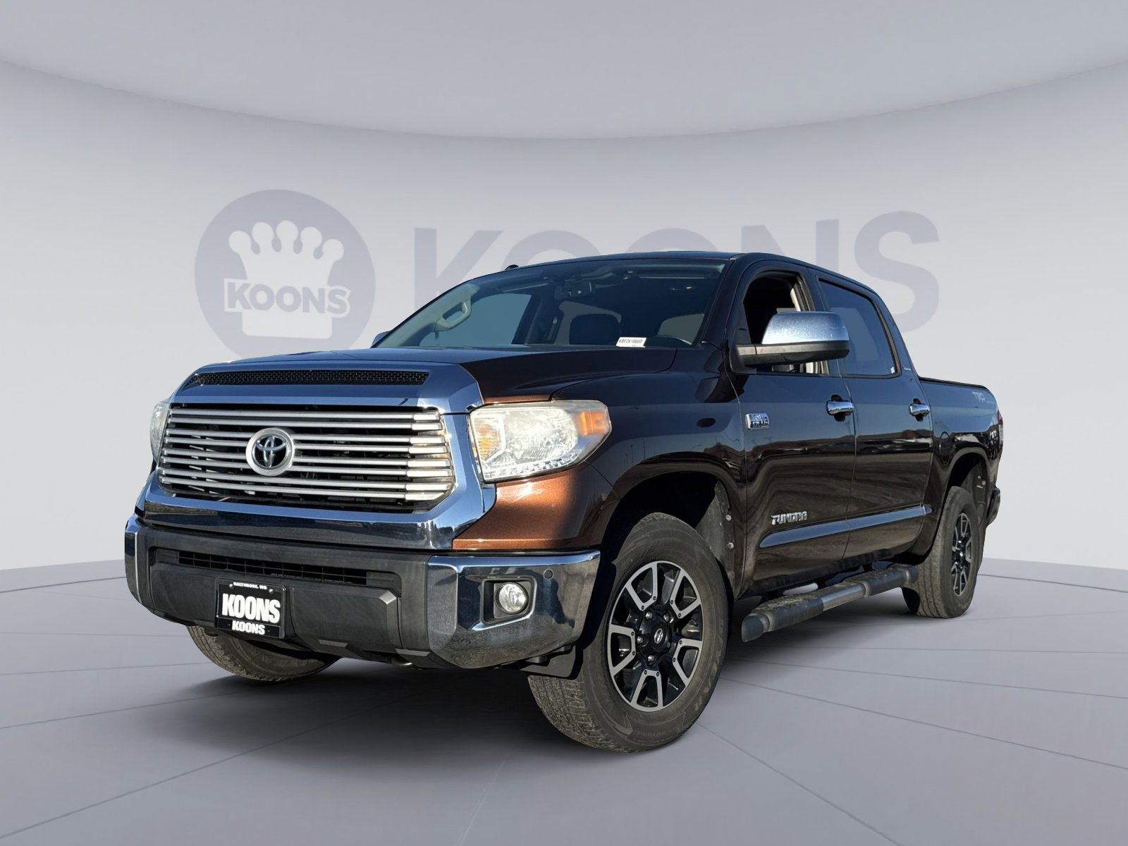 Used 2016 Toyota Tundra Limited w/ Limited Premium Package image 1