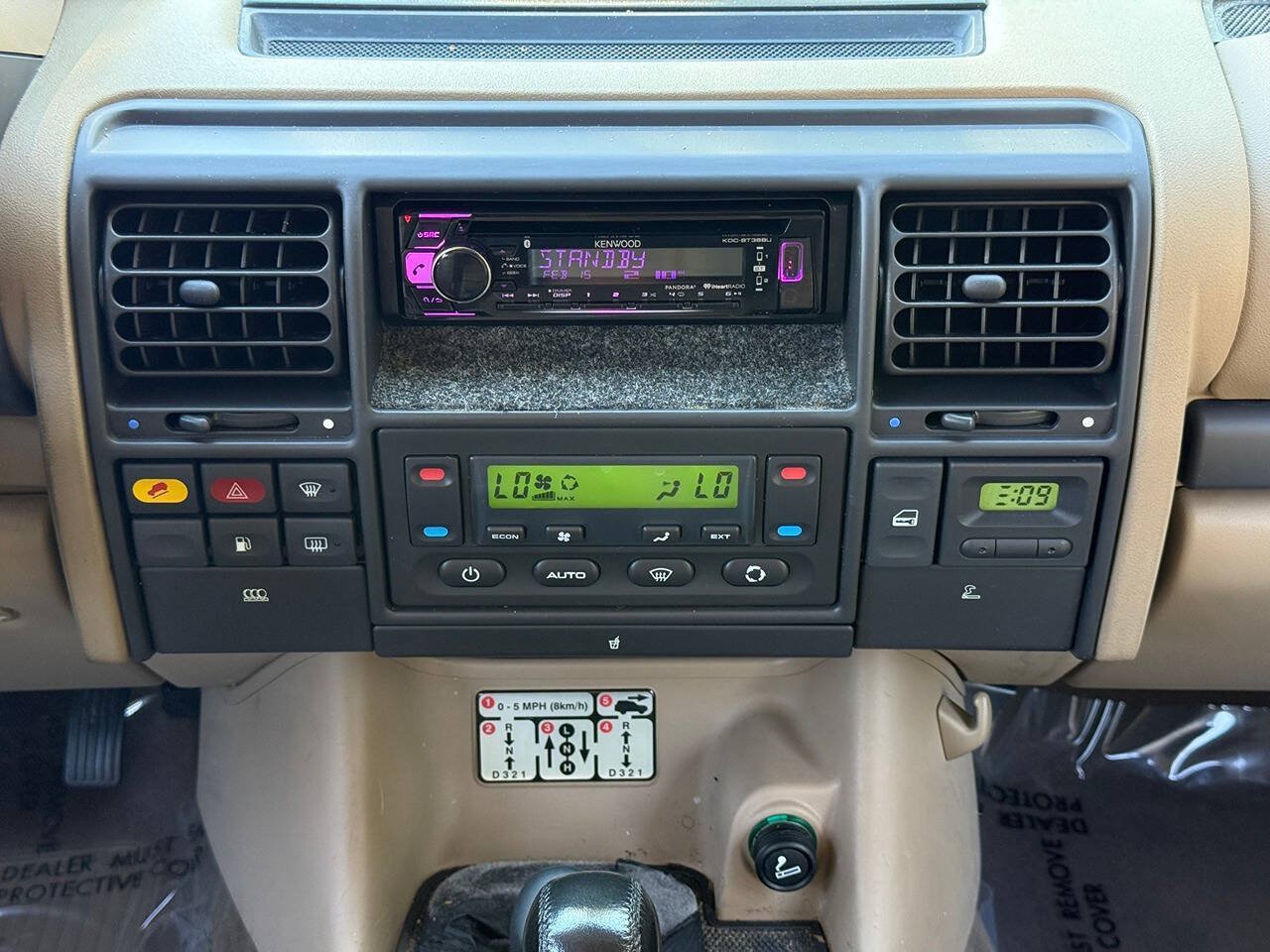 Used 2001 Land Rover Discovery SD AWD/4WD image 32