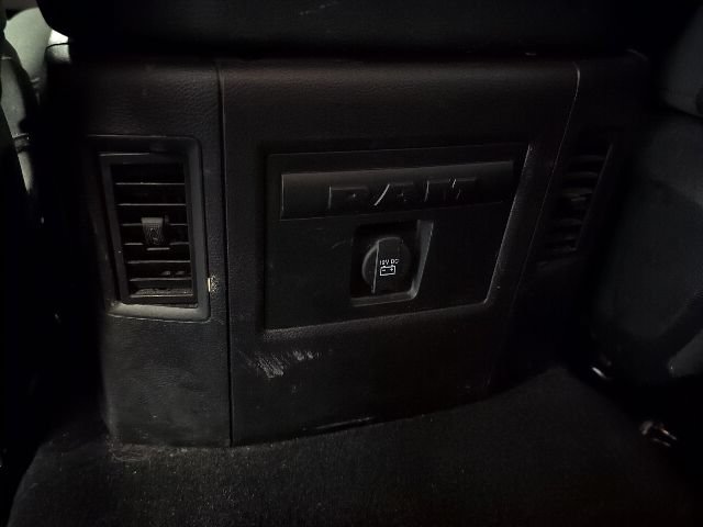 Used 2022 RAM 1500 Classic Warlock AWD/4WD image 28
