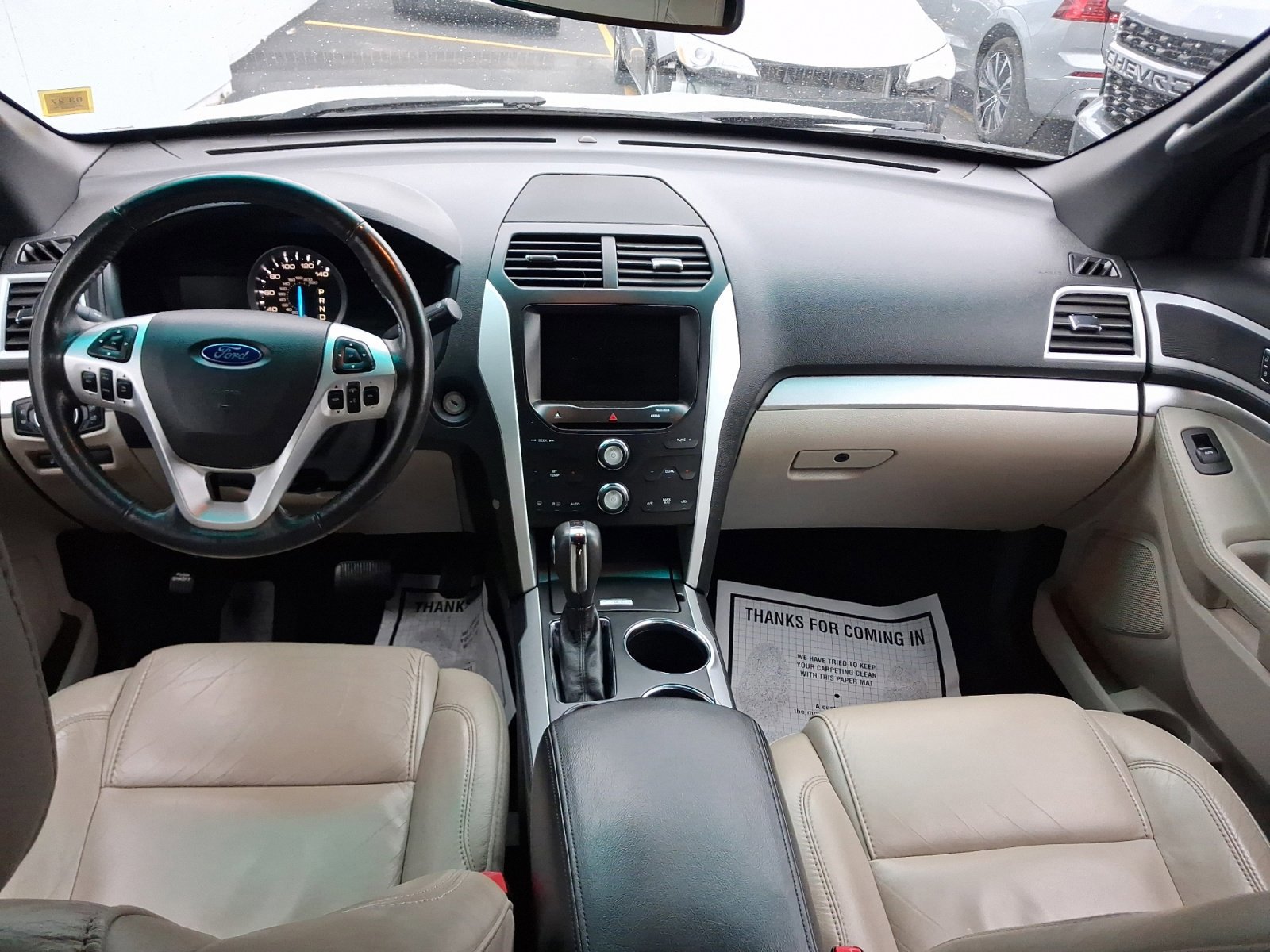 Used 2014 Ford Explorer XLT w/ Equipment Group 202A image 10