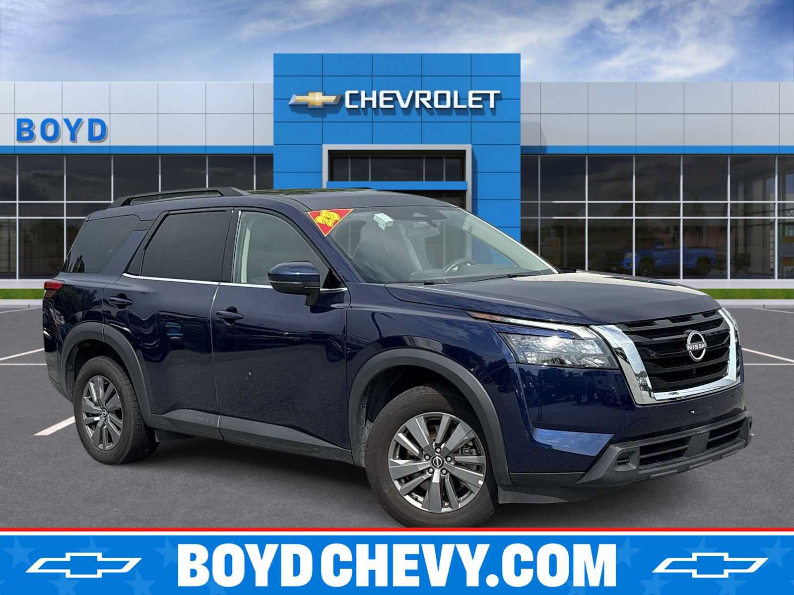 Used 2025 Nissan Pathfinder SV
