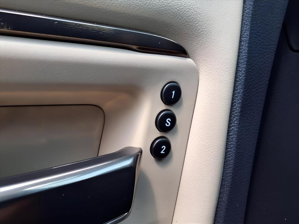 Used 2022 RAM 3500 Limited image 17