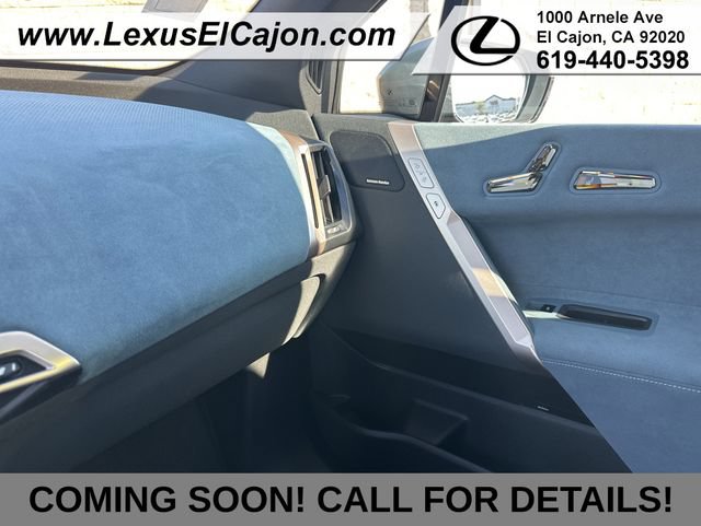 Used 2023 BMW iX xDrive50 w/ Premium Package AWD/4WD image 14