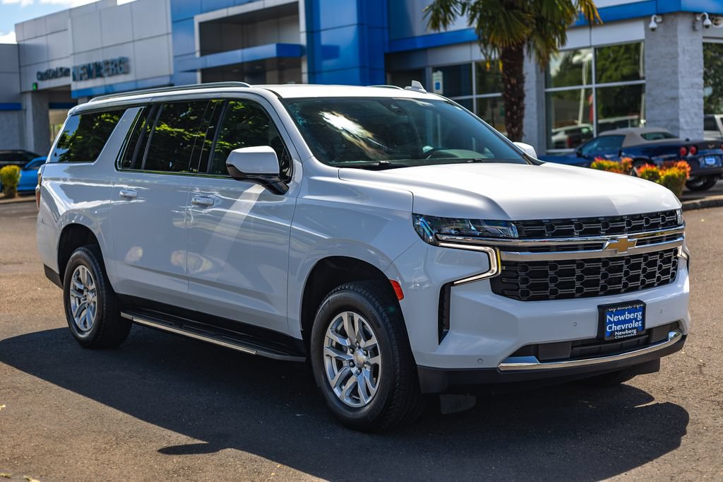 Used 2022 Chevrolet Suburban LS AWD/4WD image 6