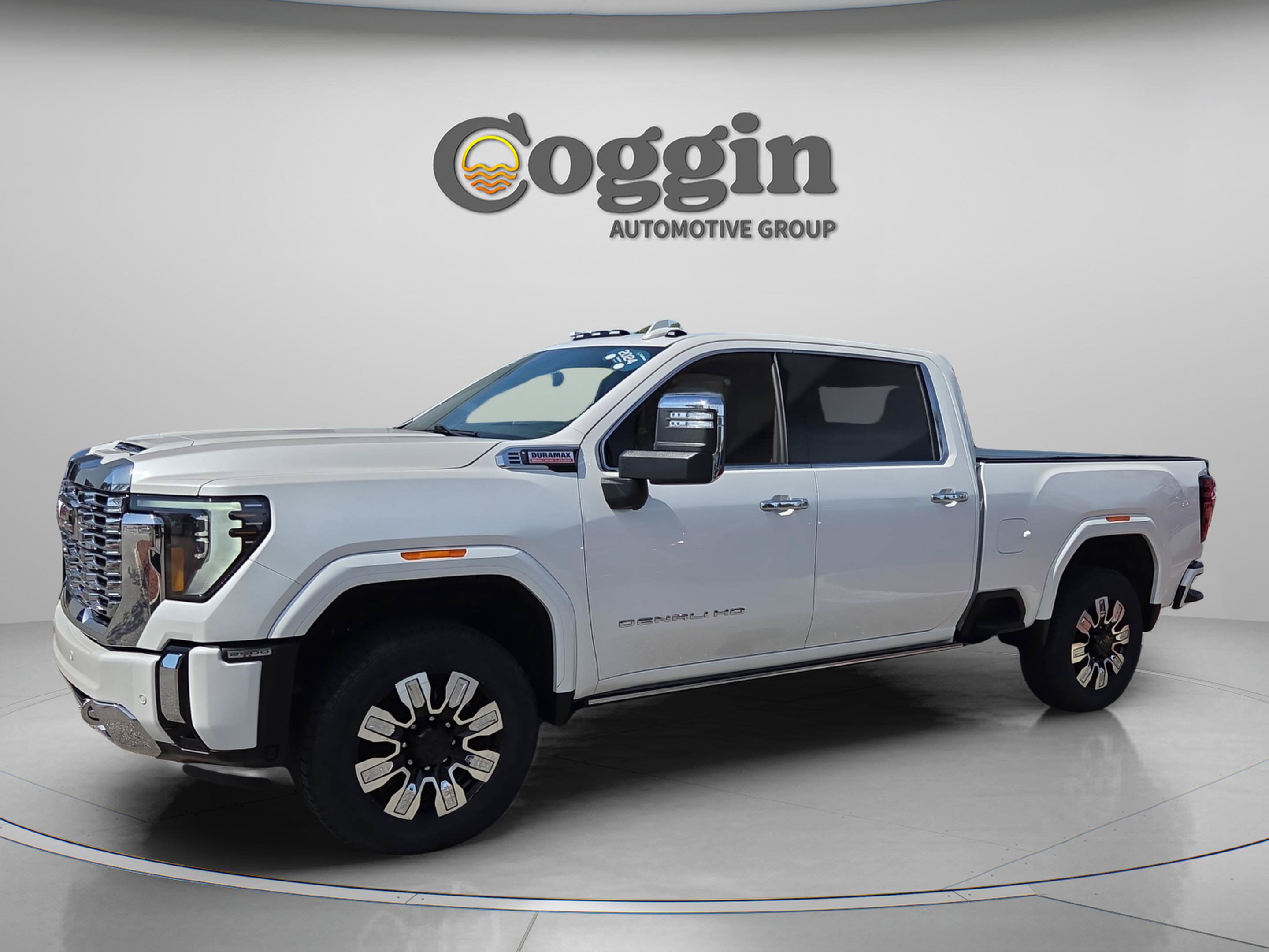 Certified 2024 GMC Sierra 2500 Denali w/ Denali Reserve Package AWD/4WD image 1