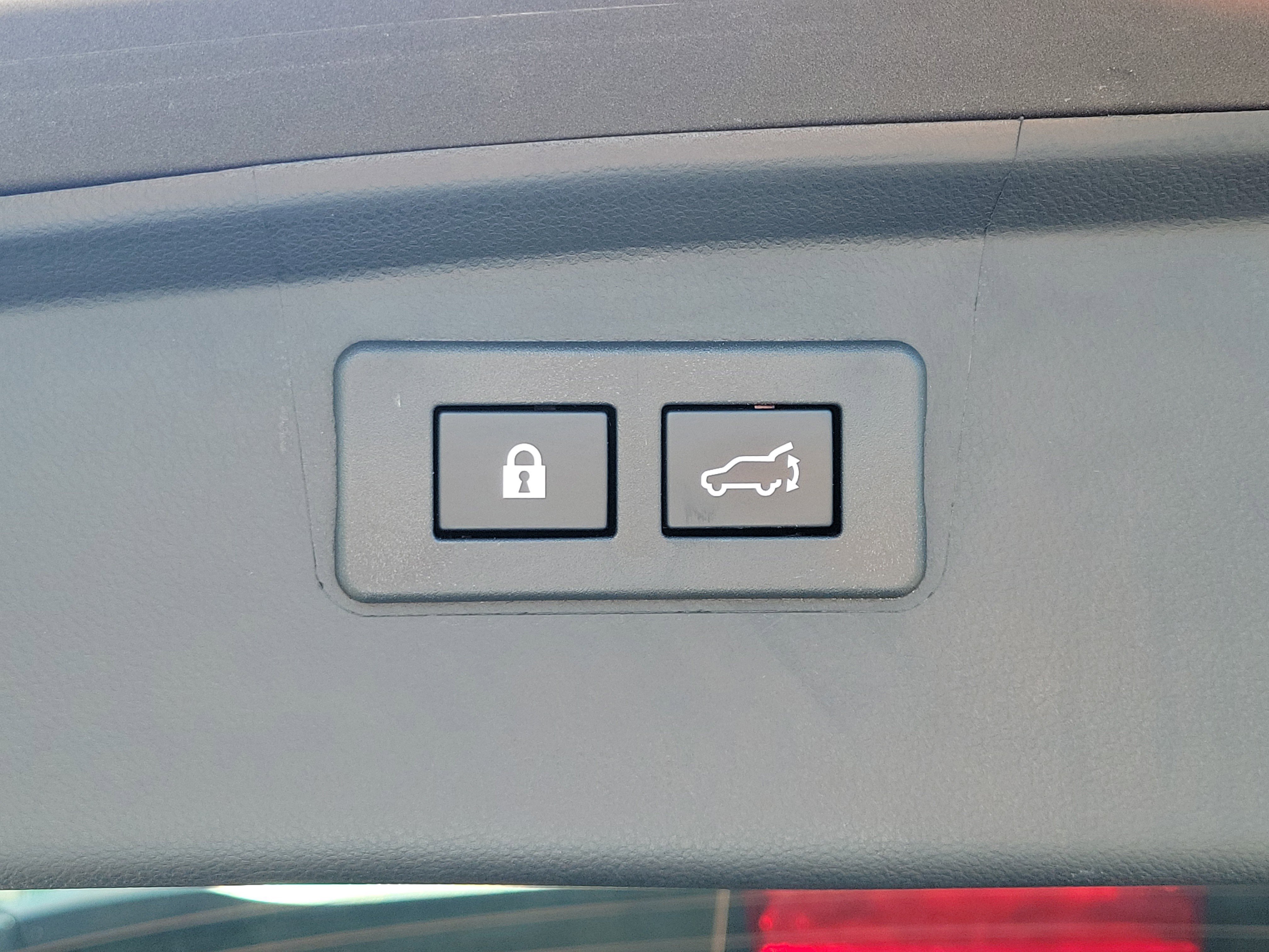 Certified 2024 Subaru Outback Premium image 13