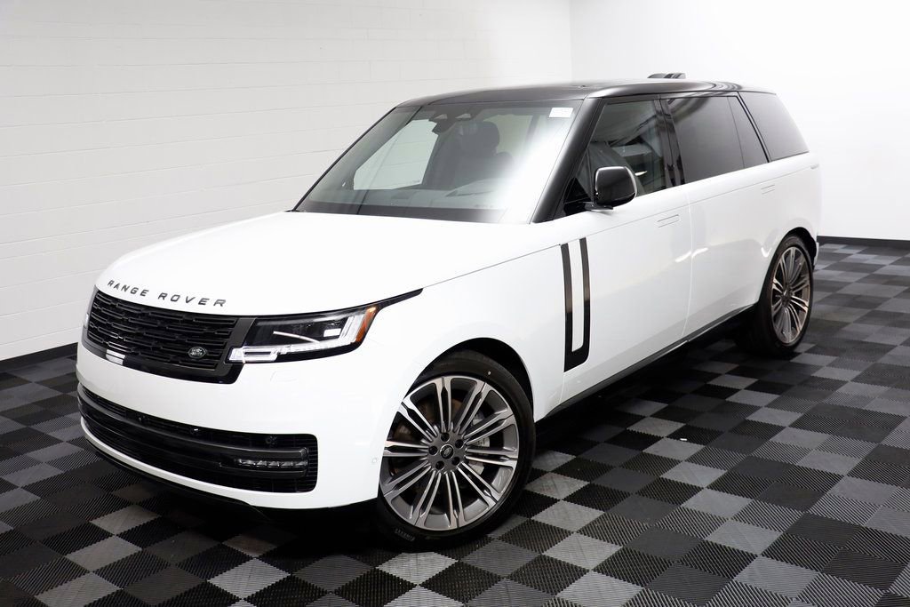 New 2025 Land Rover Range Rover Long Wheelbase SE image 2