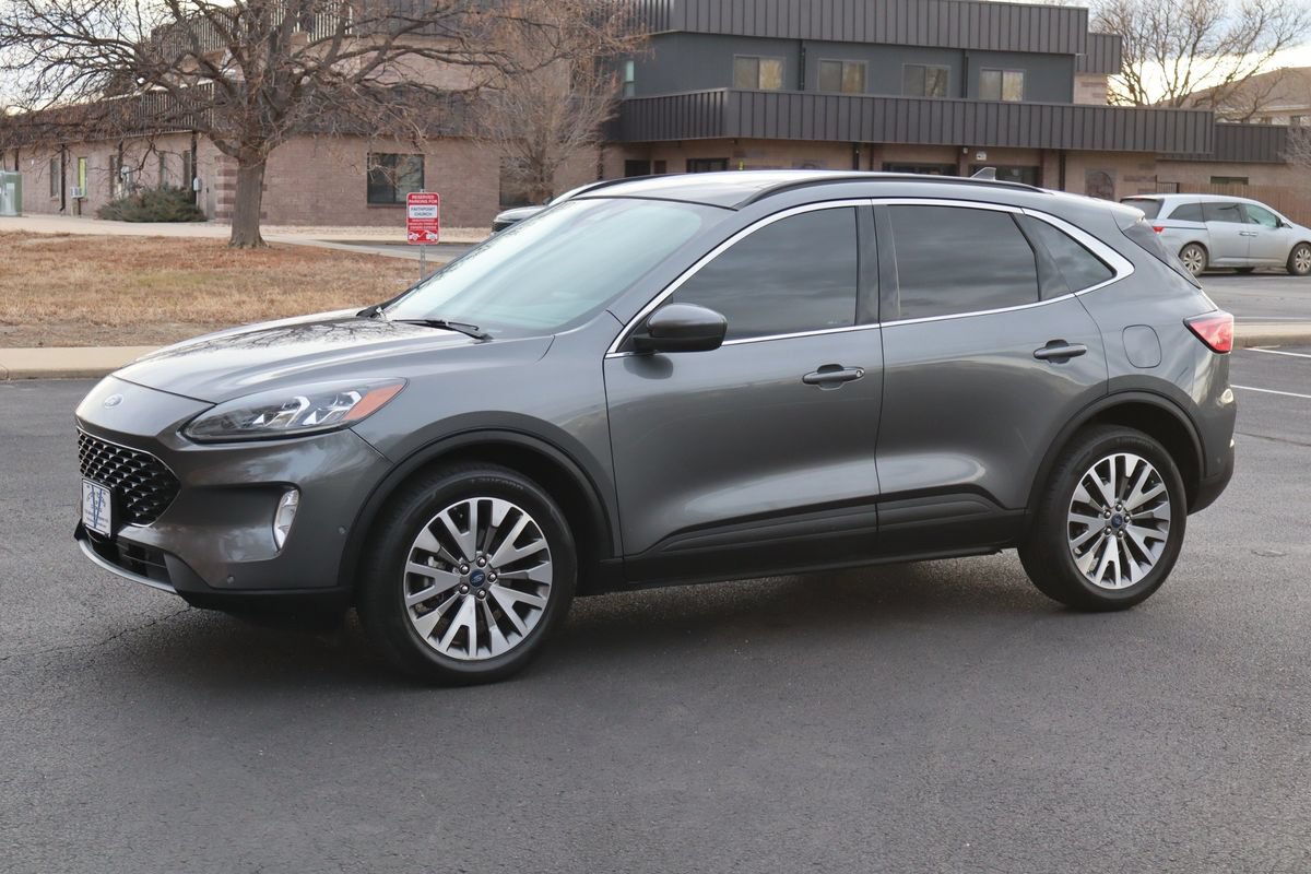 Used 2021 Ford Escape Titanium AWD/4WD image 10