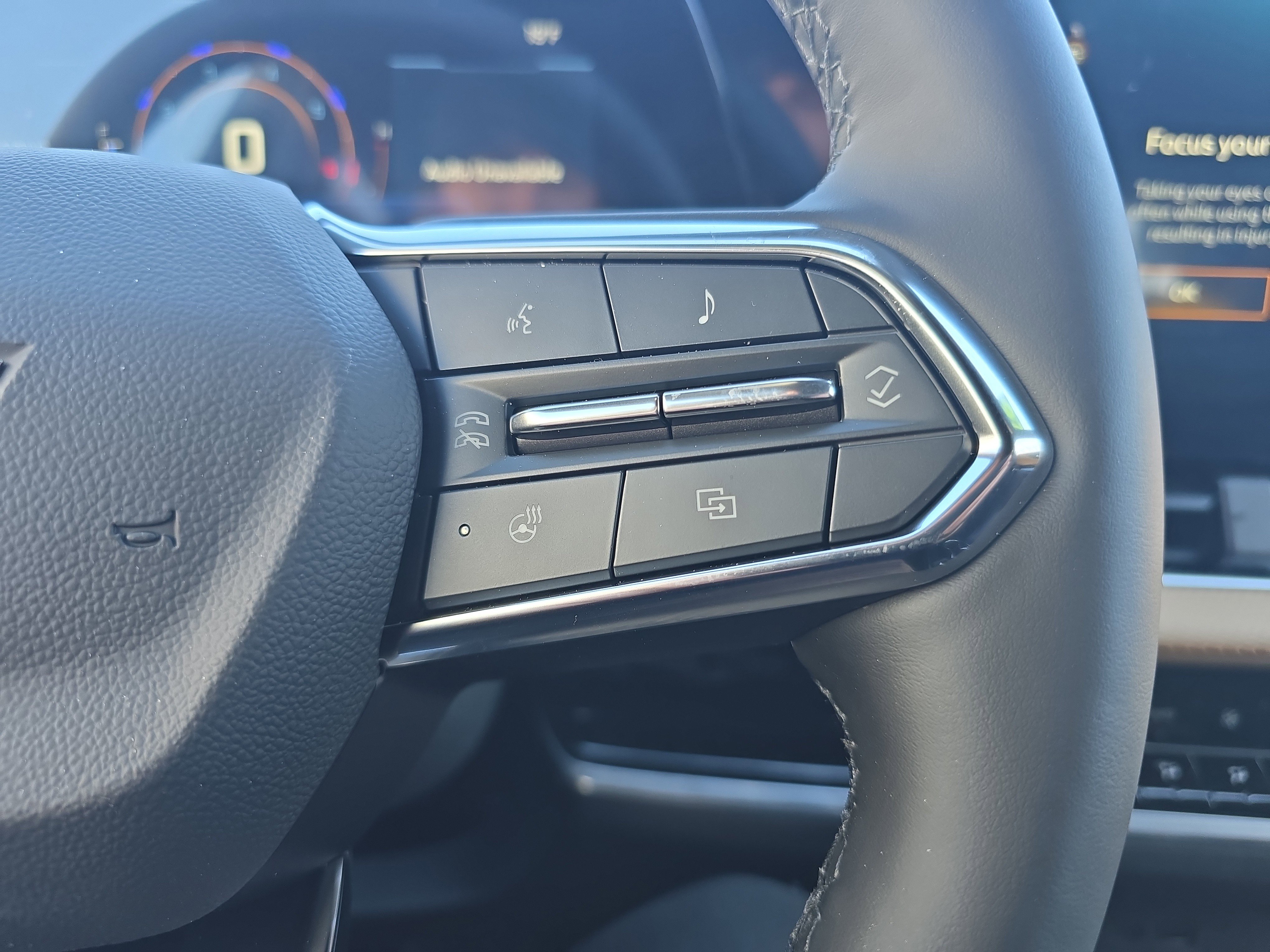 New 2026 Chevrolet Equinox ACTIV AWD/4WD image 22