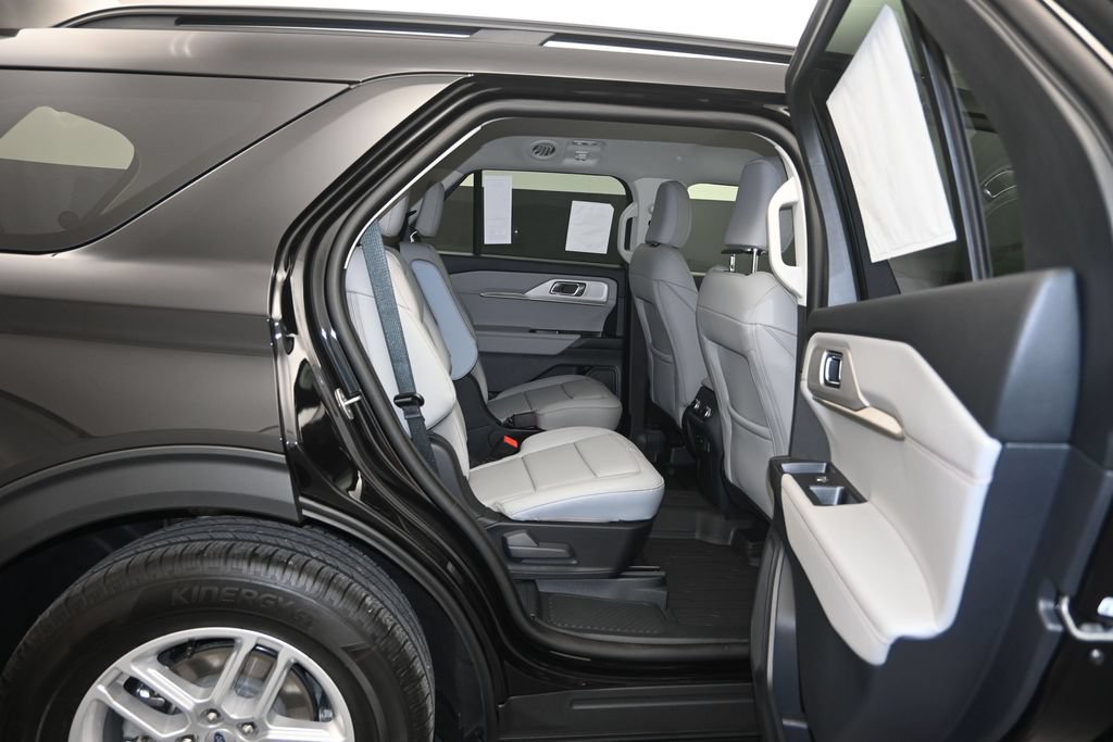 New 2026 Ford Explorer Active w/ Active Comfort Package RWD image 26