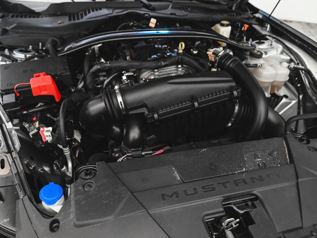 Used 2025 Ford Mustang Premium image 39