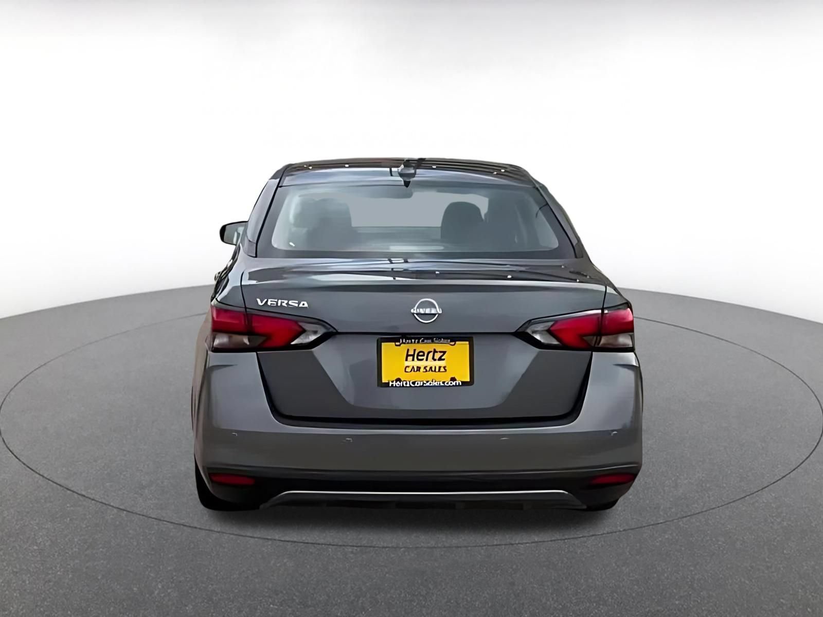 Used 2025 Nissan Versa SV FWD image 12