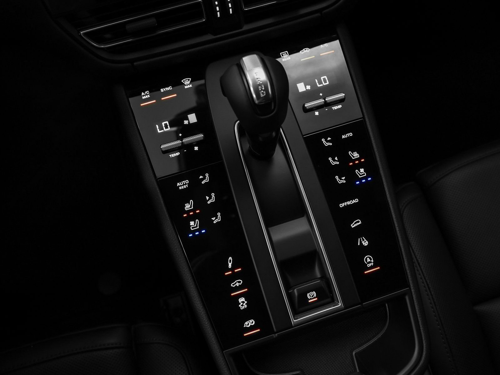 New 2025 Porsche Macan Turbo image 36