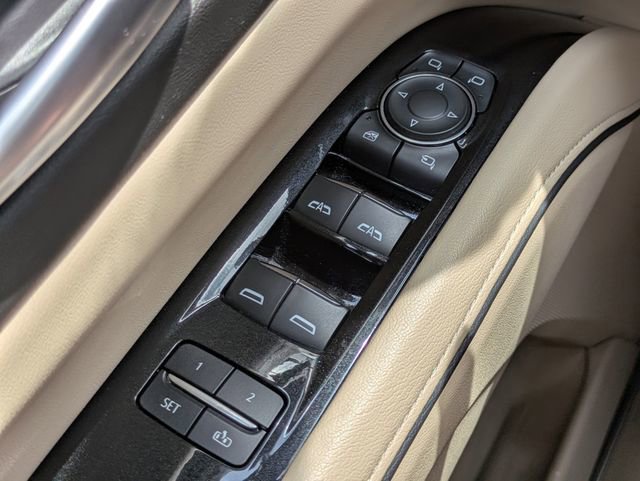Used 2023 Cadillac Escalade Premium Luxury w/ Performance Package AWD/4WD image 26