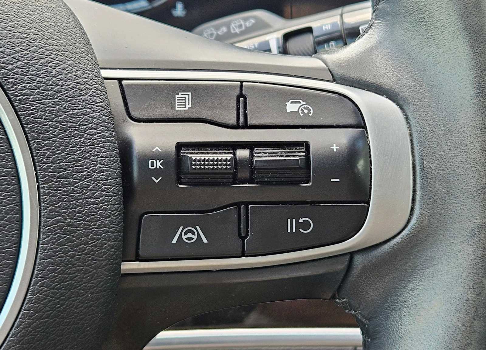 Certified 2024 Kia Sportage EX FWD image 13