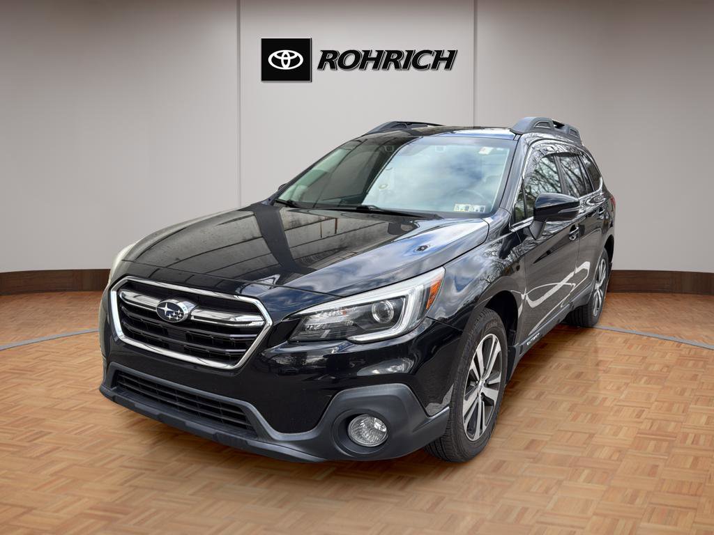 Used 2018 Subaru Outback 2.5i Limited image 1