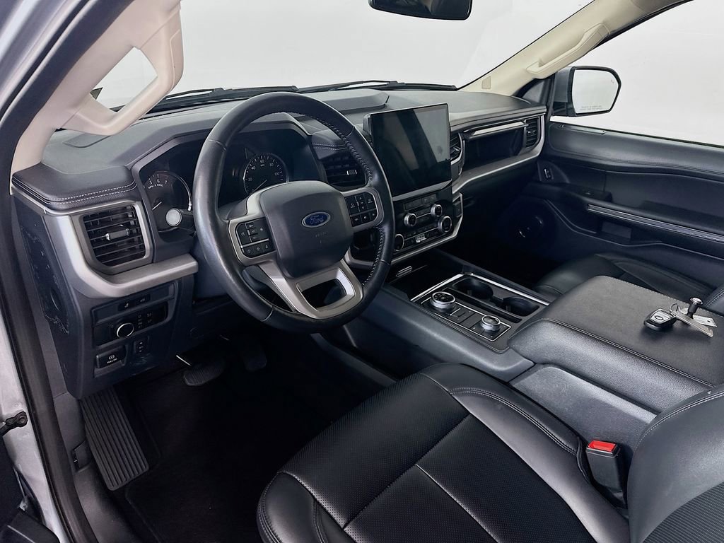 Used 2024 Ford Expedition Max XLT AWD/4WD image 29