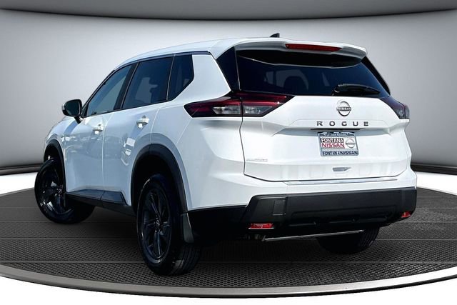 New 2026 Nissan Rogue SV FWD image 3