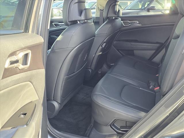 Certified 2024 Kia Sportage EX image 10