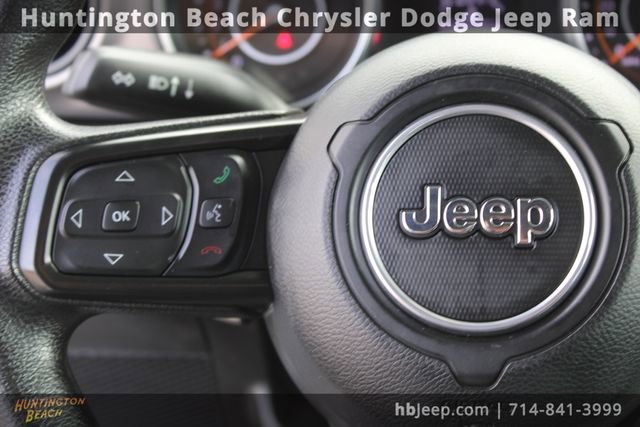 Used 2023 Jeep Wrangler Sport image 18