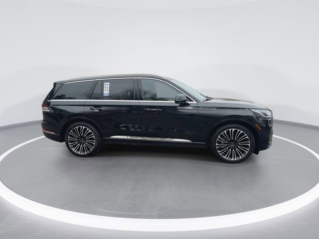 New 2026 Lincoln Aviator Black Label w/ Dynamic Handling Package AWD/4WD image 9