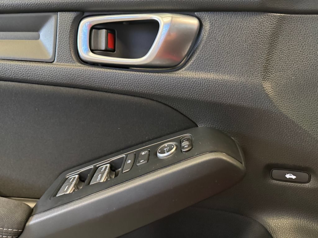 Used 2023 Honda Civic LX image 19