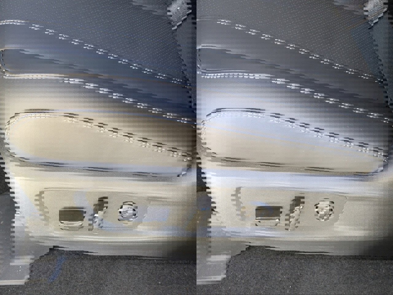 New 2026 INFINITI QX60 Luxe w/ Cargo Package image 14