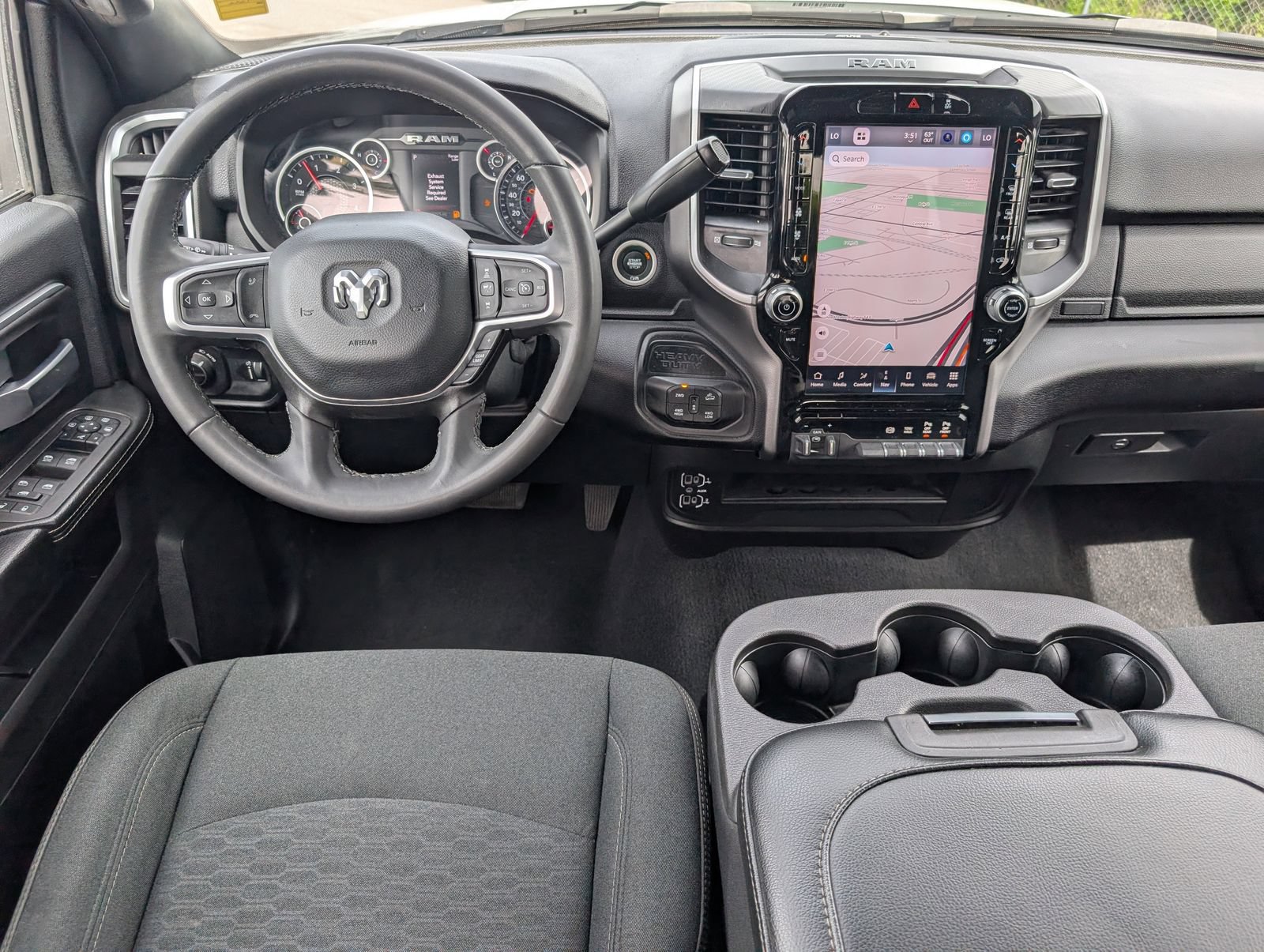 Used 2025 RAM 2500 Big Horn AWD/4WD image 17