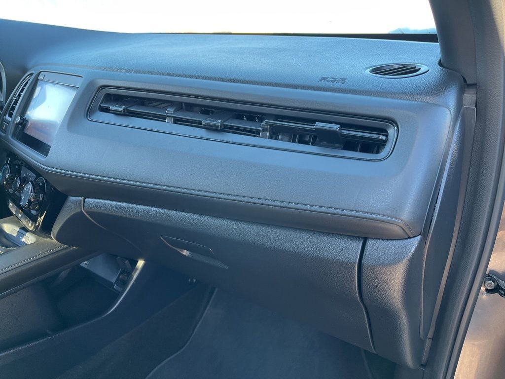 Certified 2022 Honda HR-V Sport image 24
