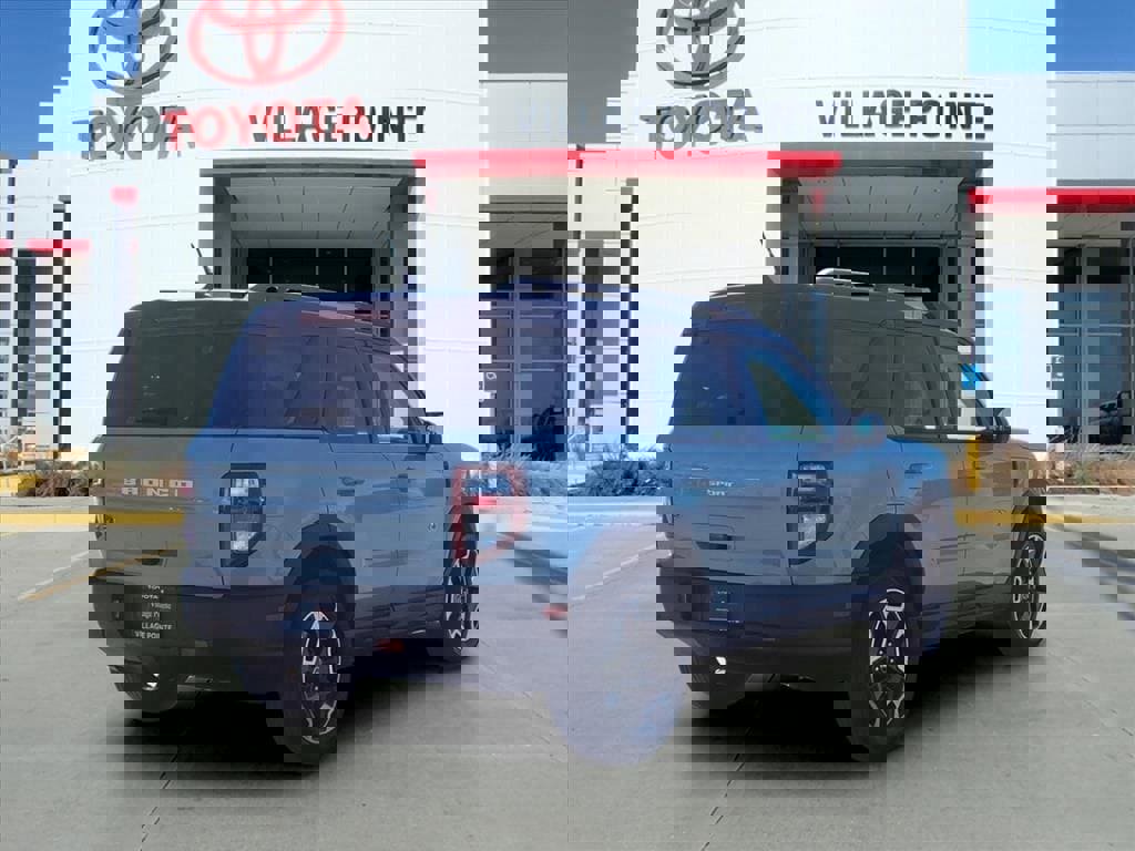 Used 2023 Ford Bronco Sport Outer Banks w/ Tech Package image 7