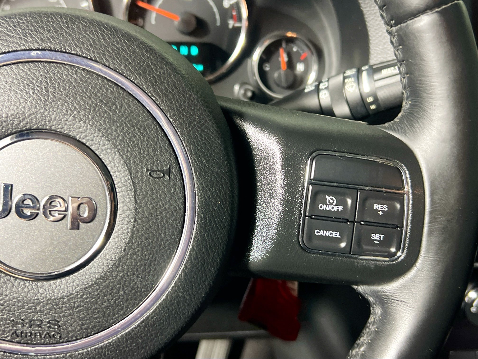 Used 2017 Jeep Wrangler Unlimited Sport w/ Connectivity Group AWD/4WD image 19