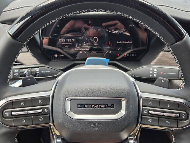 New 2026 GMC Acadia Denali w/ Super Cruise Package FWD image 32