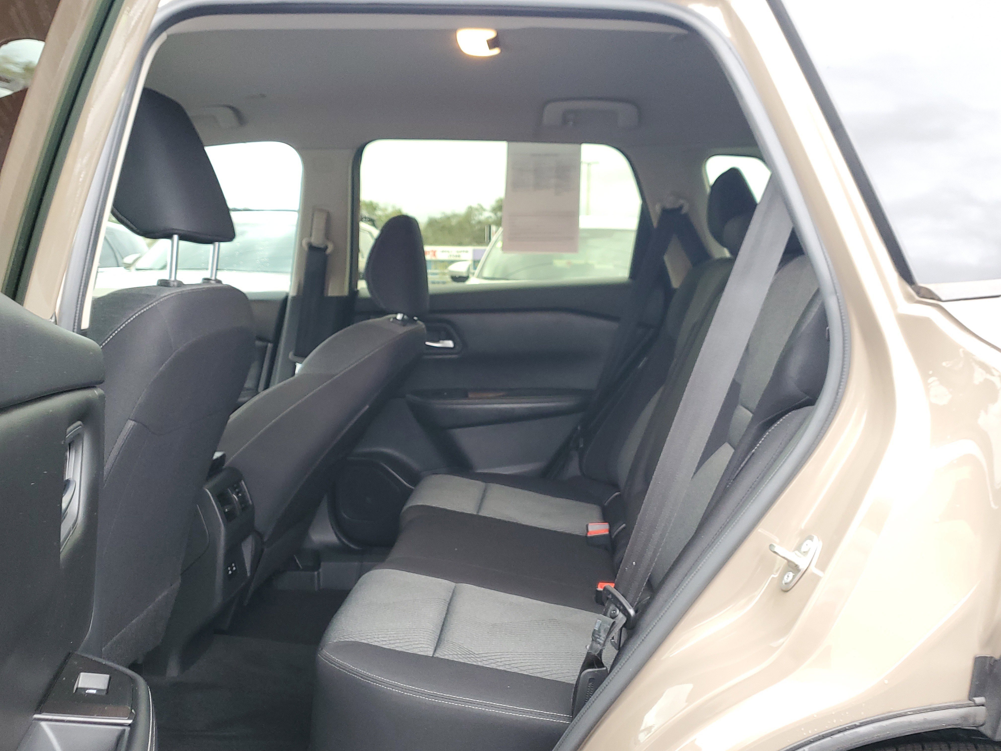 Certified 2024 Nissan Rogue SV image 12