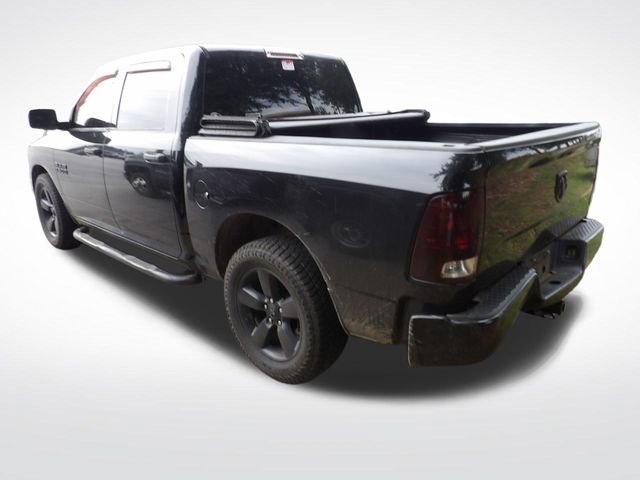 Used 2018 RAM 1500 Express w/ Black Ram 1500 Express Group RWD image 11