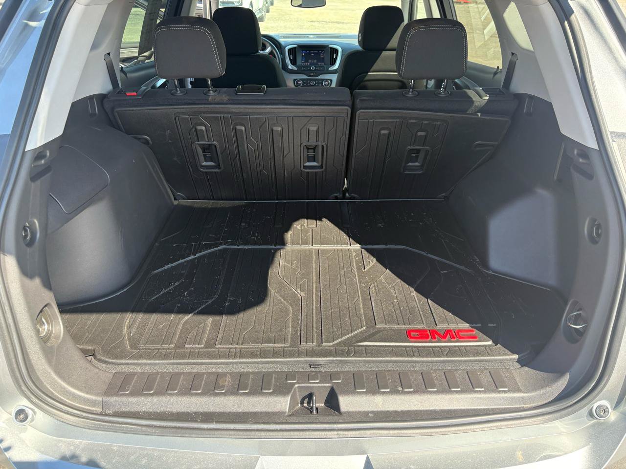 Used 2024 GMC Terrain SLE w/ Driver Convenience Package AWD/4WD image 54