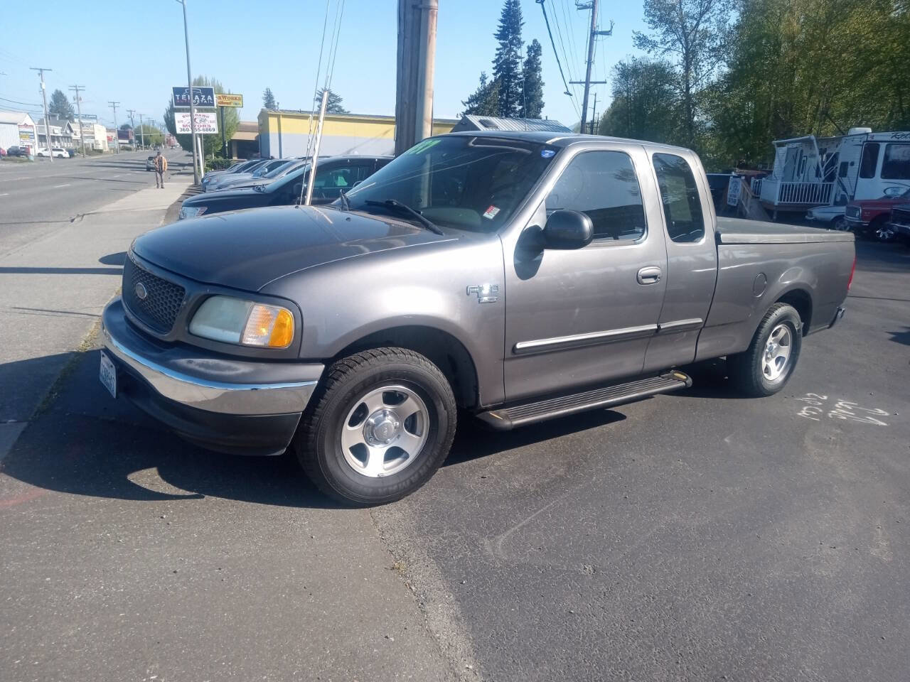 Used 2003 Ford F150 XL image 2