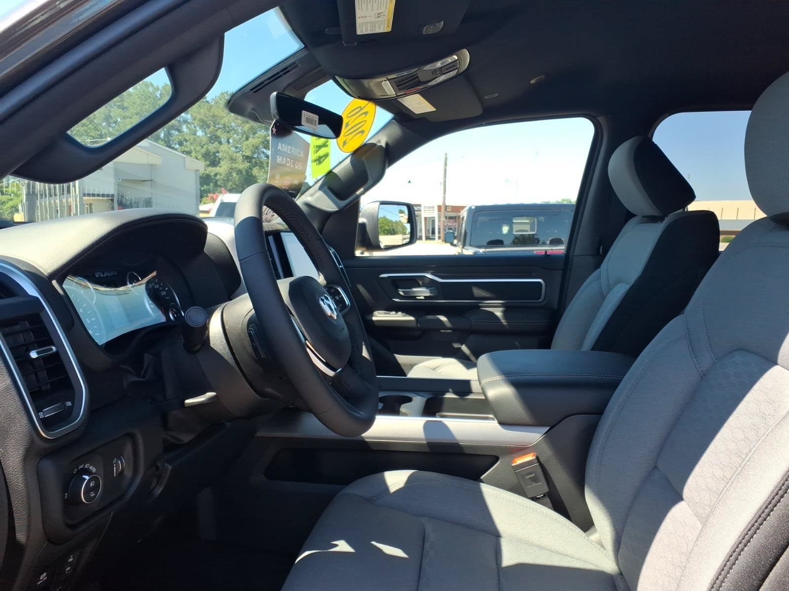 New 2026 RAM 1500 Big Horn AWD/4WD image 5
