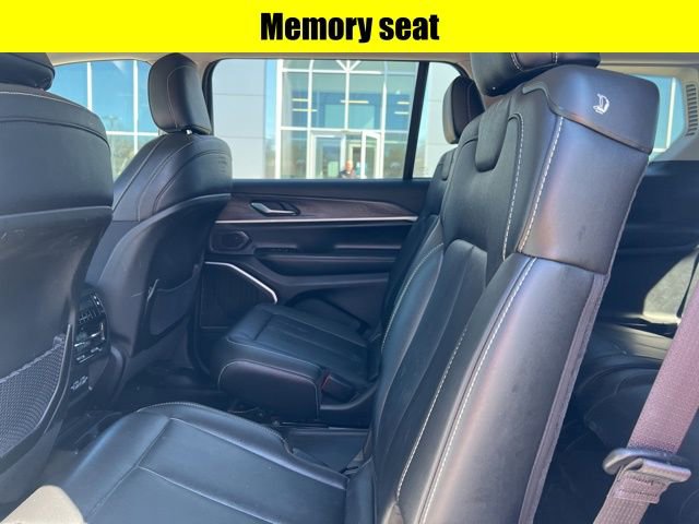 Used 2023 Jeep Grand Cherokee L Limited image 14
