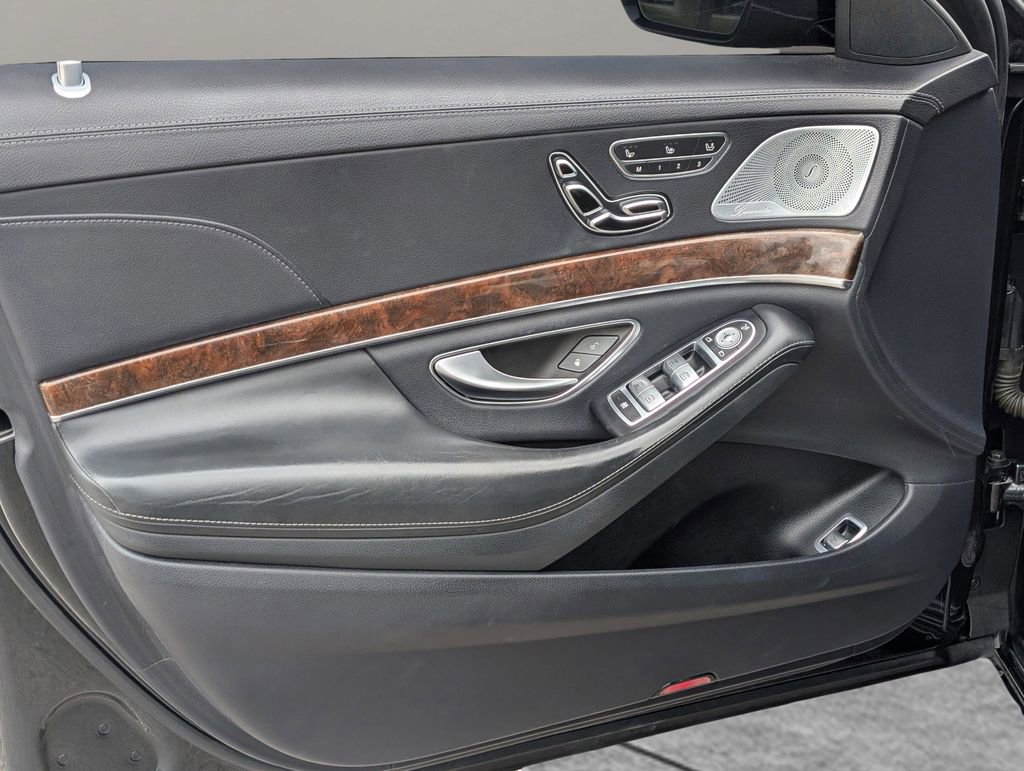 Used 2018 Mercedes-Benz S 560 S 560 image 15