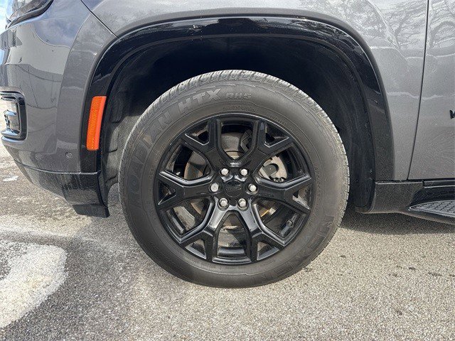 Used 2023 Jeep Wagoneer Series II image 37