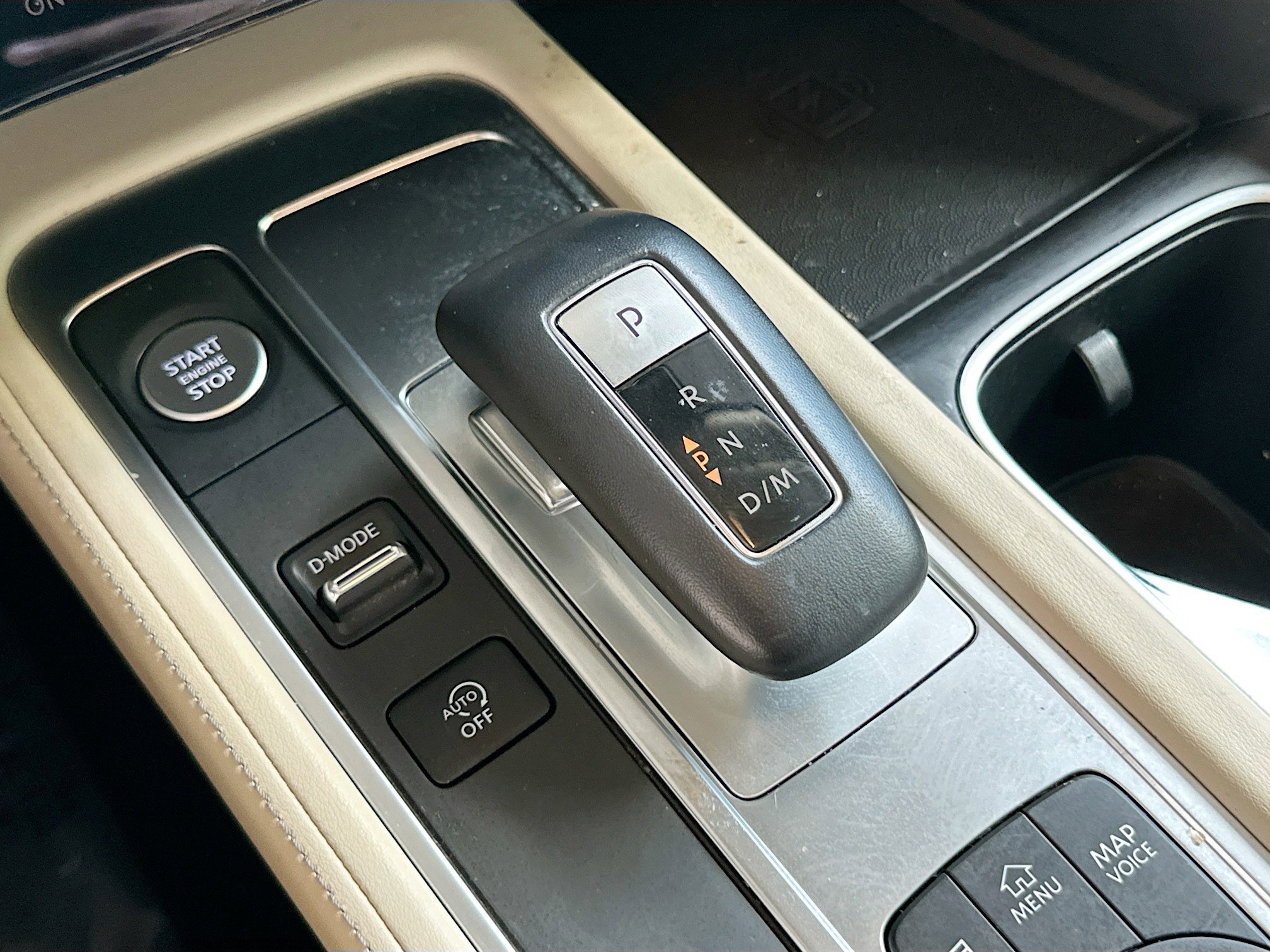 Used 2023 INFINITI QX60 Luxe w/ Cargo Package image 17